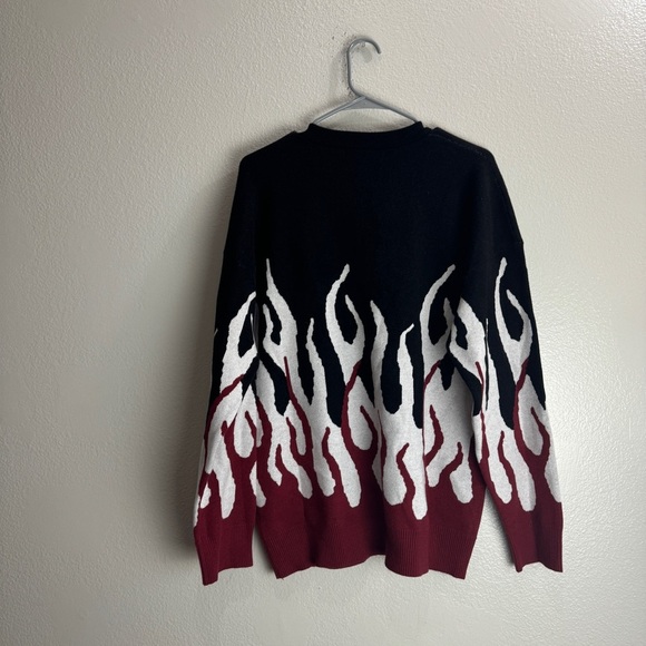Maener Flame Sweater Size Medium - Picture 3 of 6